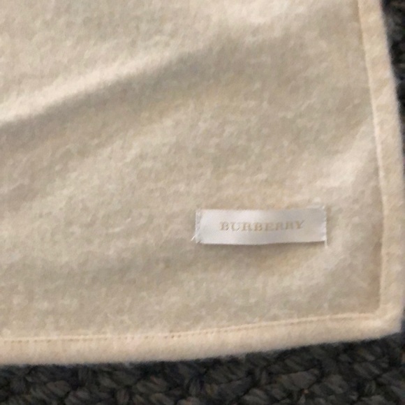 Blanket - Picture 4 of 6